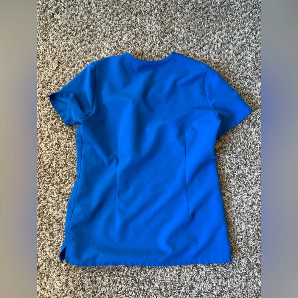 Figs Blue Top - Picture 2 of 2